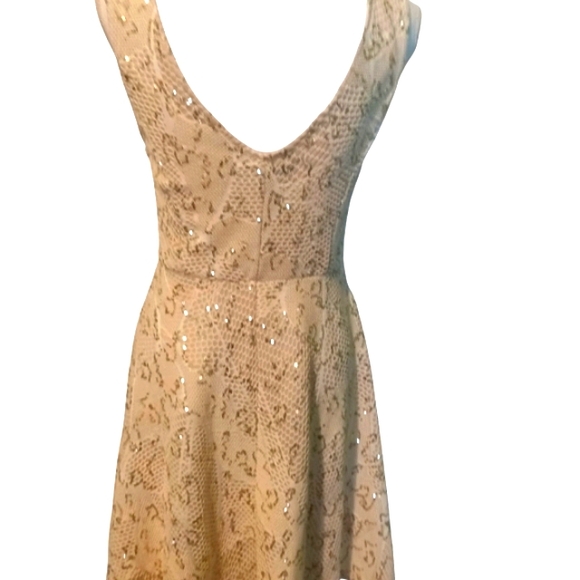 Bailey Blue fit and flare ivory with gold sequin mini dress Large - Picture 2 of 4